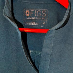FIGS Caribbean Blue Scrubs set -